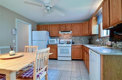 4th image of 394 Gorwin Dr