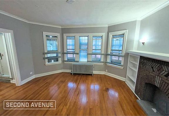 2nd image of 7114 S Claremont Ave