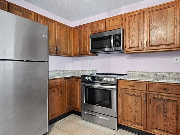 5th image of 500 Colonial Dr Unit 207