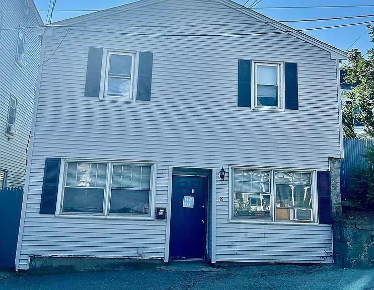 2 bed, $2,200 — Photo 2