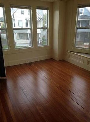 2nd image of 225 Oakland St APT 2R