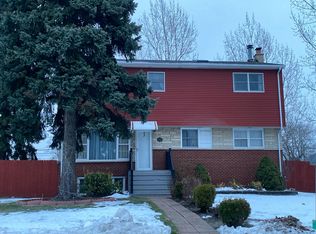 7153 Beloit Ave, Bridgeview, IL 60455