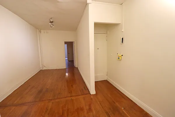 Rented by Corcoran | media 15