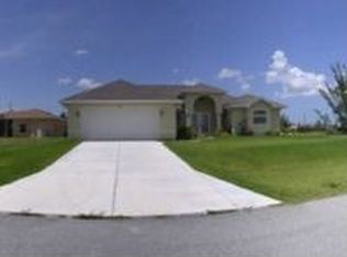 702 NW 38th Ave, Cape Coral, FL 33993
