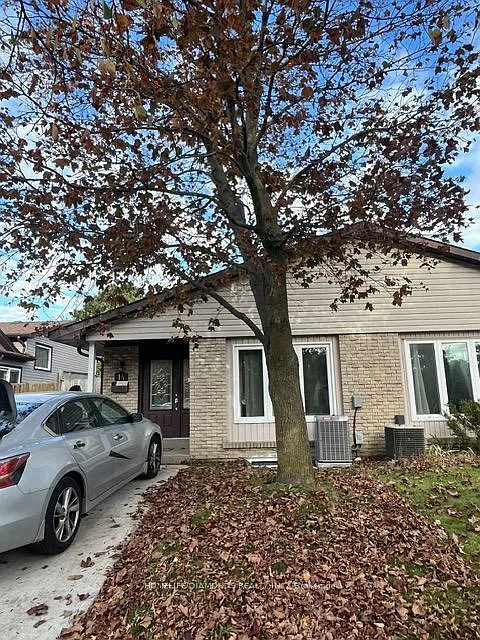 3 bed, $2,300 — Photo 1