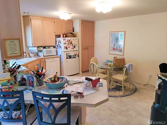 4th image of 6315 73rd Avenue Ct W
