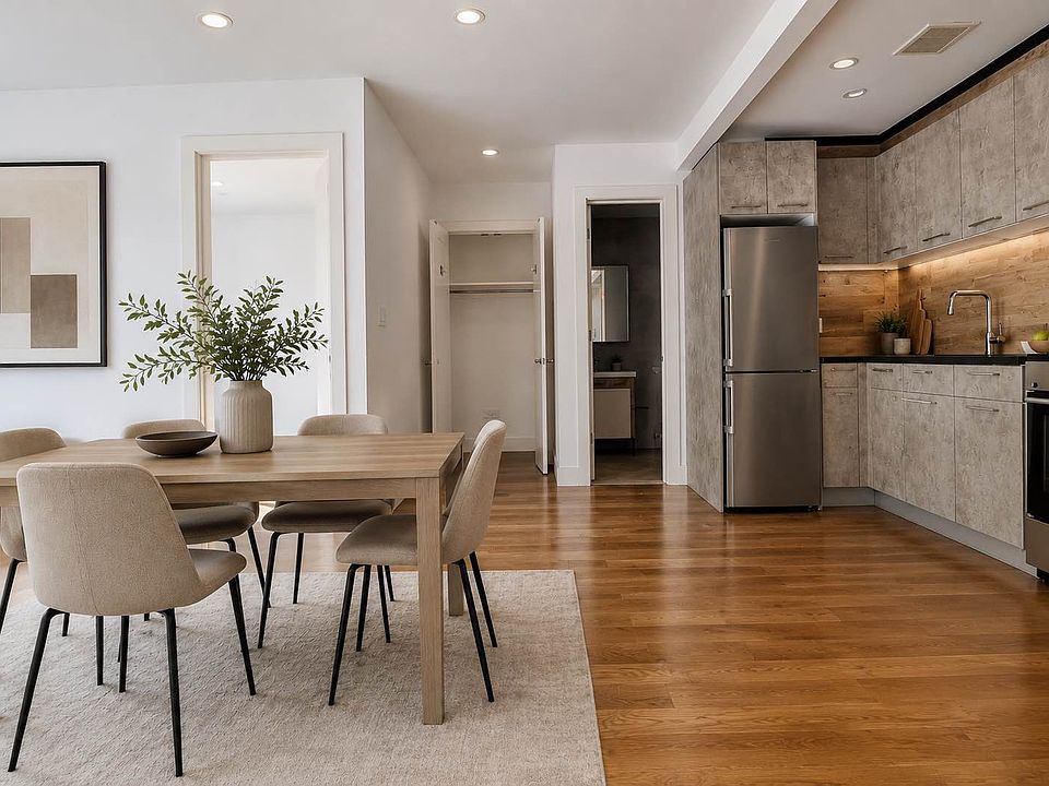 1st image of 826 Saint Johns Pl #3L