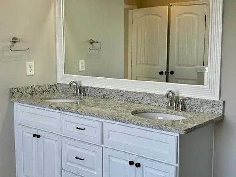 26 Bradley Dr — Photo 3