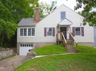 1256 Sutton Rd, Anderson Twp, OH 45230