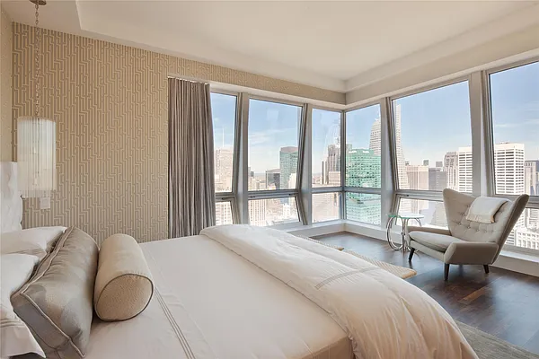 Sold by Douglas Elliman | media 4