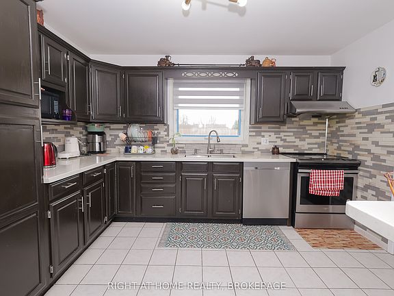 5th image of 7698 Mulhern St