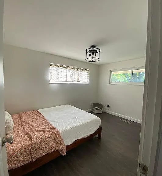 112 E David Rd — Photo 12
