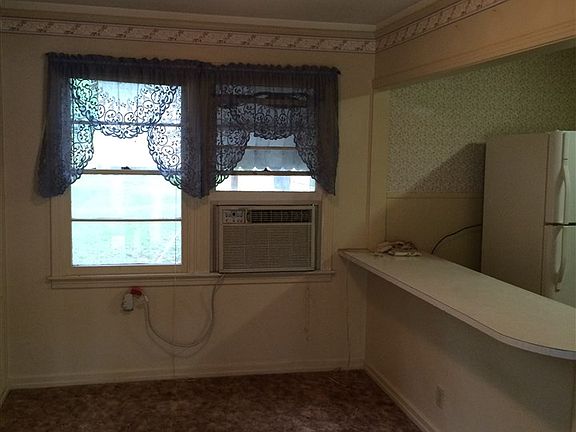 2nd image of 160 Mount Carmel Dr