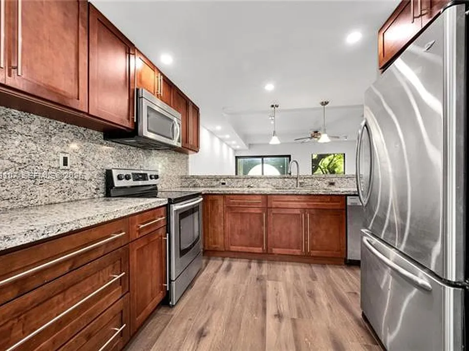 3808 NE 6th Ave #Townhouse 3808