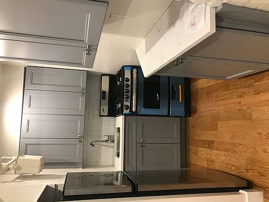 Rented by Downtown Realty Group LTD | media 23