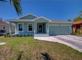 148 Wright Dr, Rotonda West, FL 33947