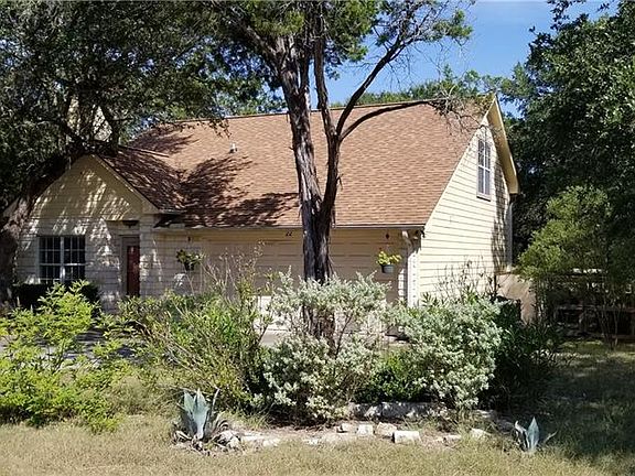 4th image of 22 Wood Glen Dr