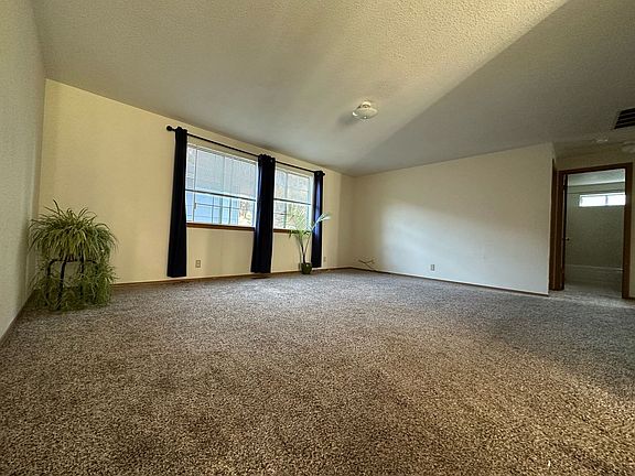4th image of 3660 W Rose Hill St APT 107
