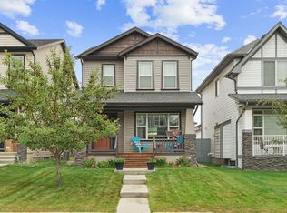 44 W Legacy Cres SE, Calgary, AB T2X0W5