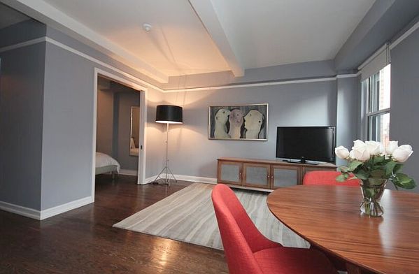 1st image of 101 7th Ave #7E