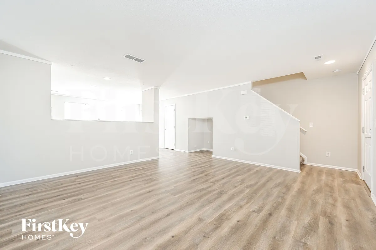 Building Photo - 4646 S Tabor Way