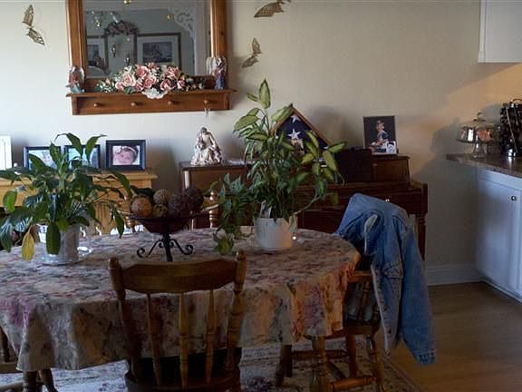 2nd image of 1260 Balsam Way