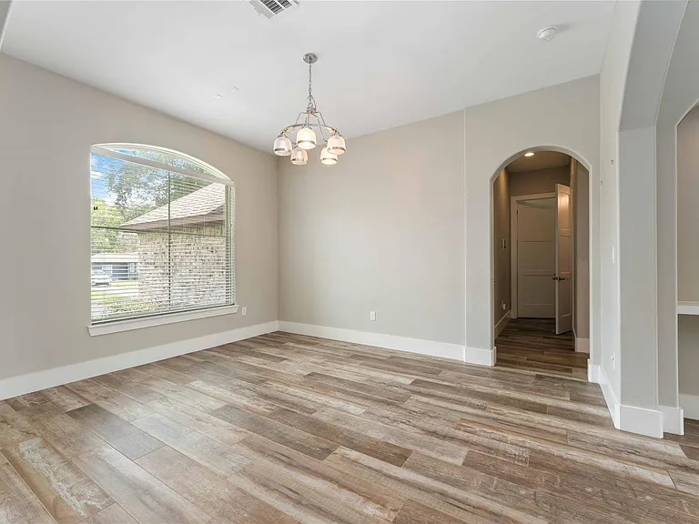 4310 Fernwood Dr — Photo 5