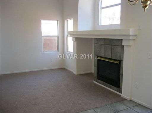 5th image of 2290 Blackberry Valley Way
