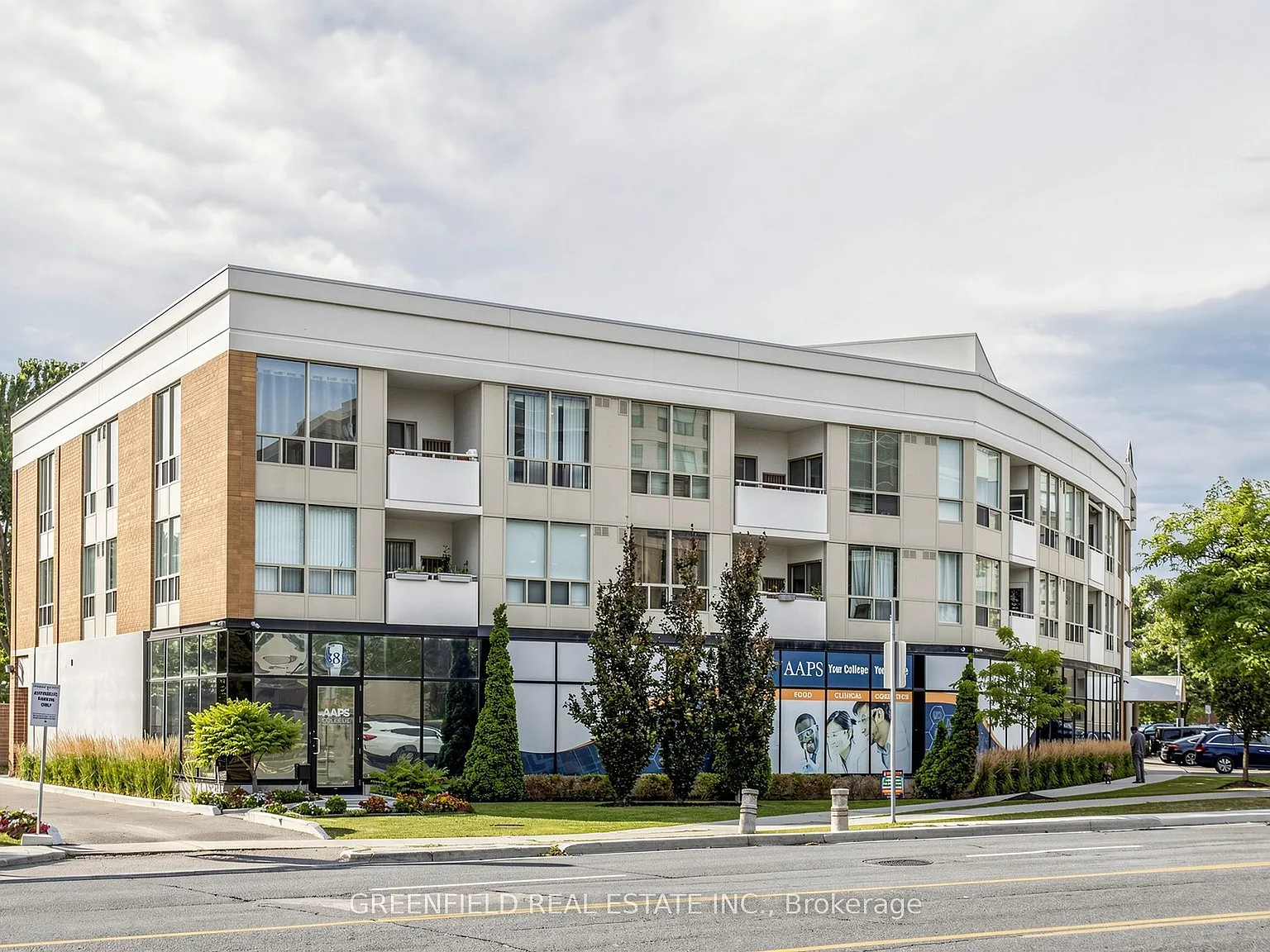 2 bed, $2,600 — Photo 1