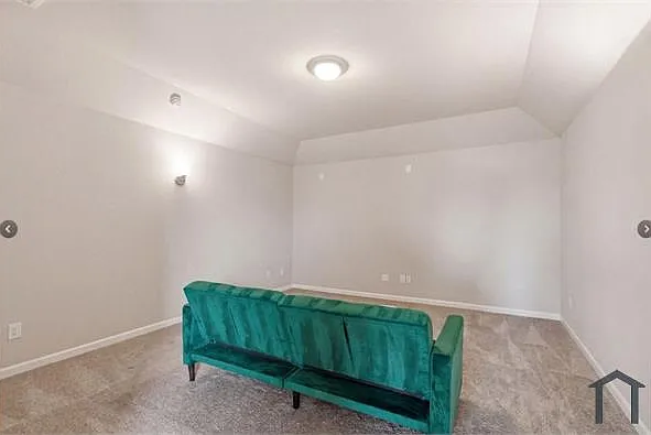 418 Ardsley Ln — Photo 12