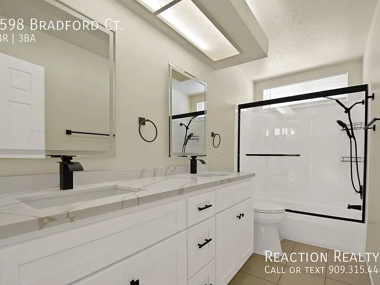 6598 Bradford Ct — Photo 15