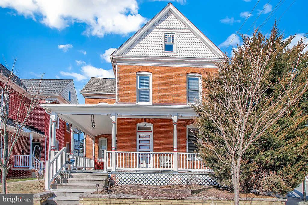 124 E Middle St, Hanover, PA 17331 Zillow