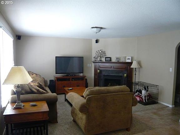 5th image of 15401 NE 91st St