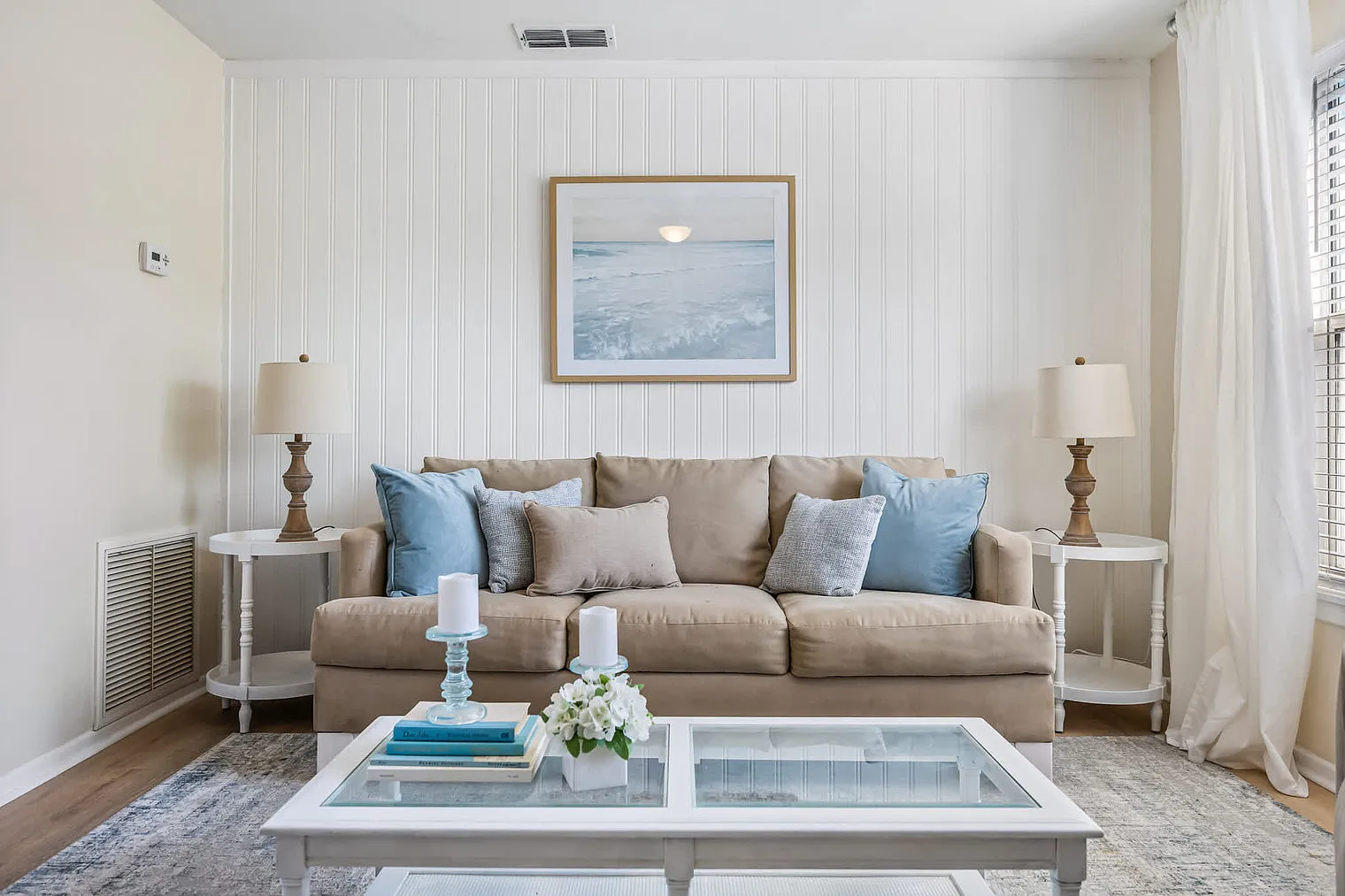 2 bed, 1.0 bath, $2,978 — Photo 2