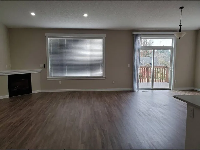 3267 Pheasant Ave SE — Photo 5