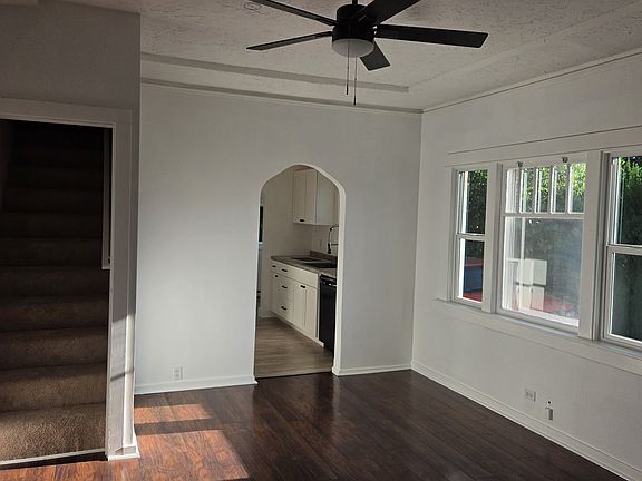 3rd image of 9728 SE Reedway St