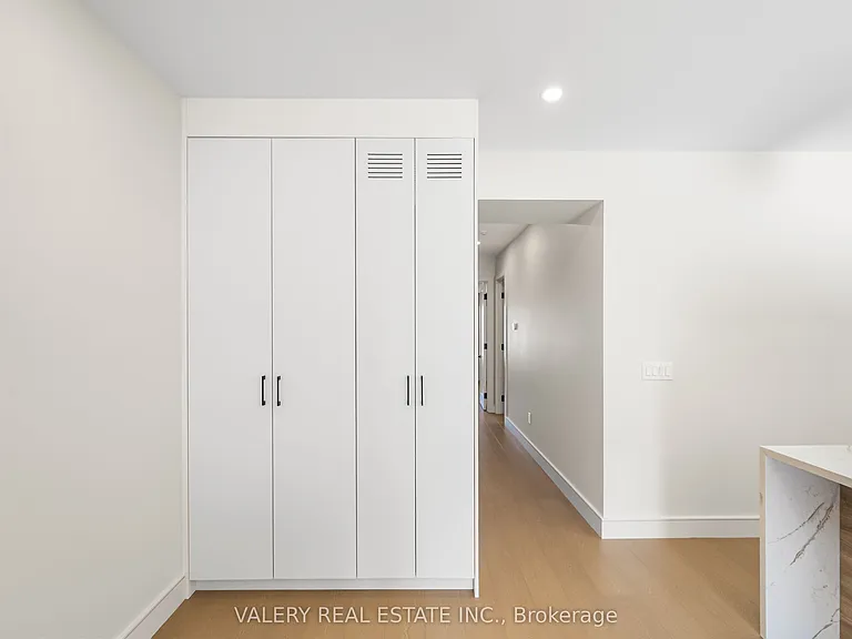 131 Dovercourt Rd #2 — Photo 11