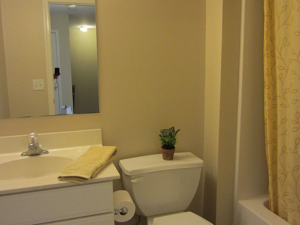 1st image of 123 Marble House Dr