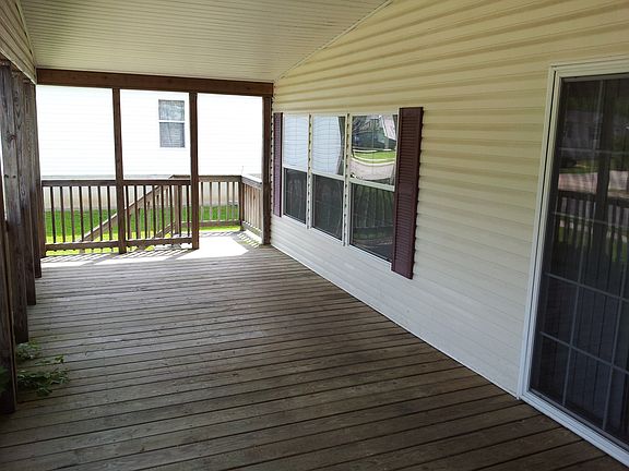 4th image of 539 Morris Ln