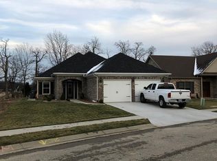 545 Stableford Cir, Owensboro, KY 42303