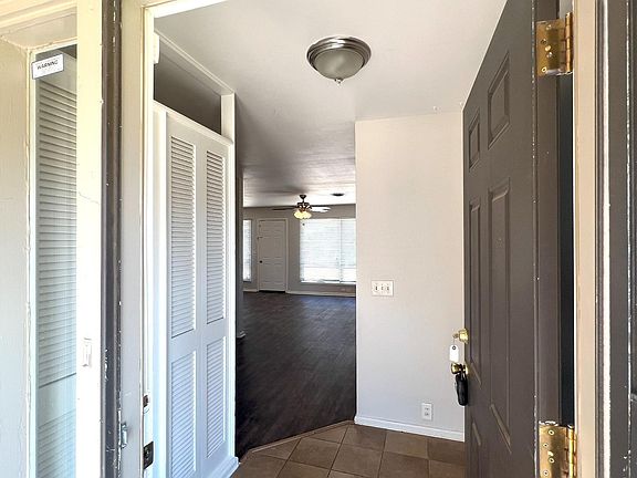 2nd image of 4214 54th St
