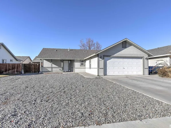 867 N Taylor St, Fallon, NV 89406