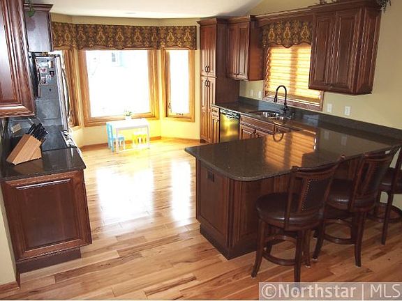 5th image of 6015 Jonquil Ln N