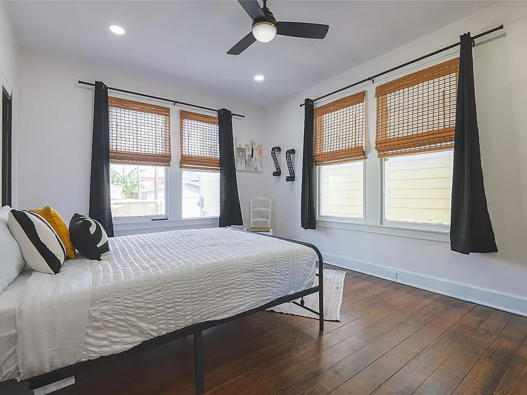2912 Avenue R — Photo 24