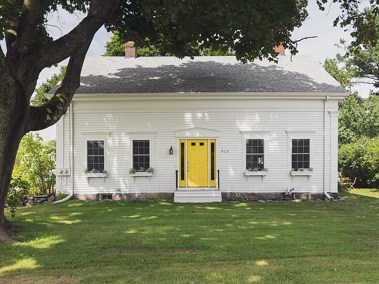 913 Sawyer St — Photo 26
