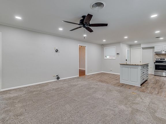 4th image of 2310 Bienville Dr