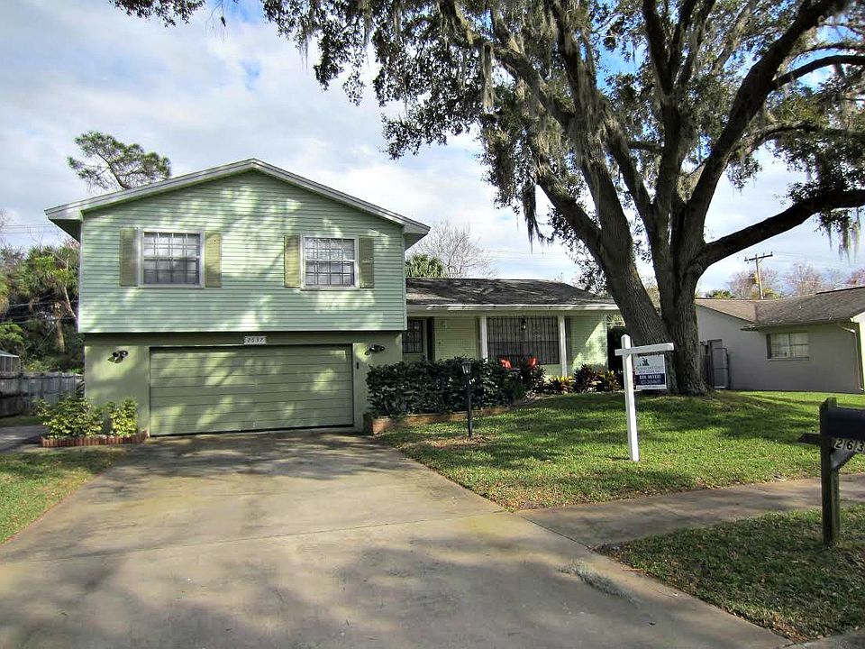1st image of 2637 Applewood Dr