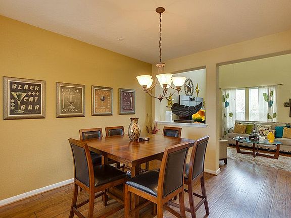 5th image of 13042 Jasmine Park Ln