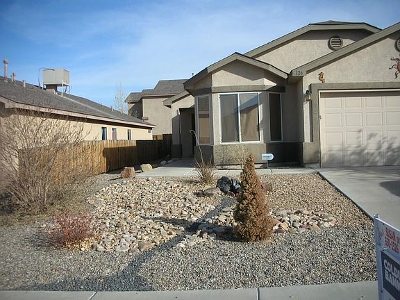 2nd image of 126 Avenida Jardin