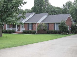 382 Rivendell Rd, Woodbury, TN 37190